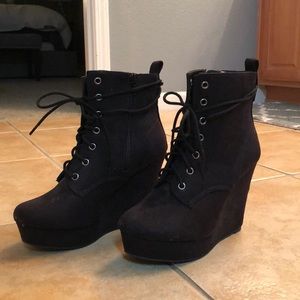 Brand new Lace-up Black Wedges